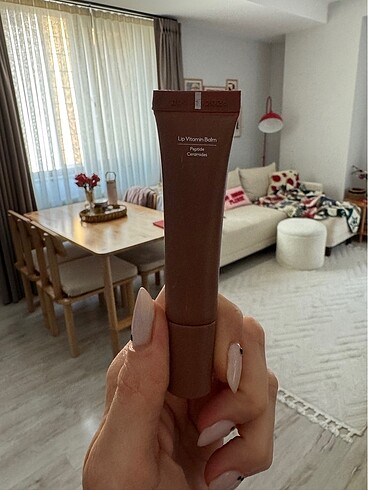 Diğer Kremi Gloss Etkili Lip Balm Coffee