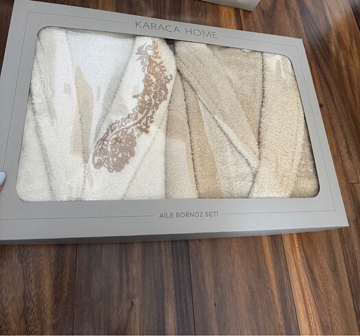 Karaca Home Aile Bornoz Seti
