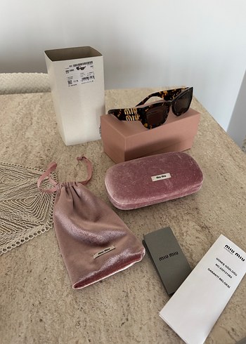 Miu Miu 09WS VAU06B 53 Güneş Gözlüğü - Görsel 6