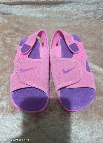 Nike Kız çocuk sandalet 