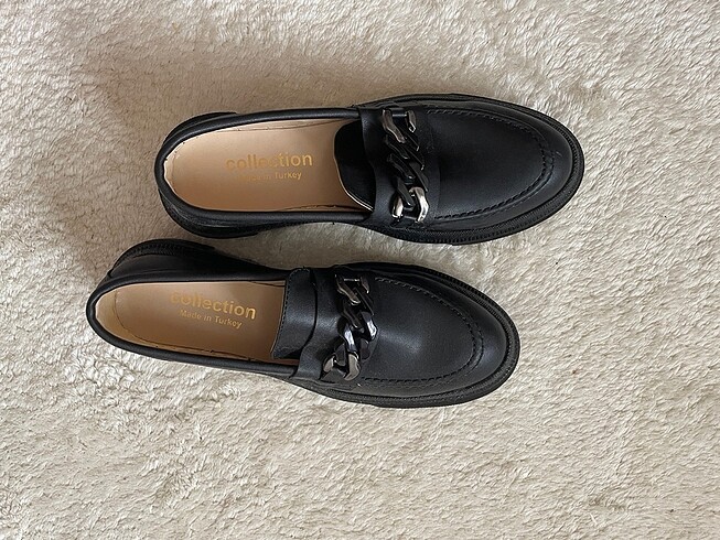 Tokalı Loafer