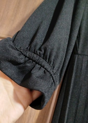 Uzun Pilili Siyah Kadın Elbise - Görsel 3