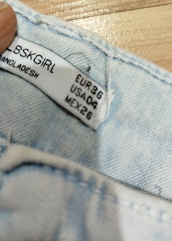 Düğmeli Mavi Mini Denim Şort - Görsel 3