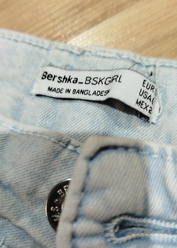 Düğmeli Mavi Mini Denim Şort - Görsel 2