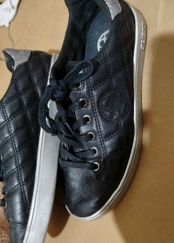 GUESS Brayz Active Lady Kadın Siyah Spor Ayakkabı UK4 - Görsel 2