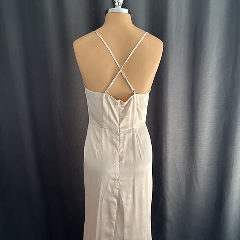 xs Beden ten rengi Renk MissGuided elbise