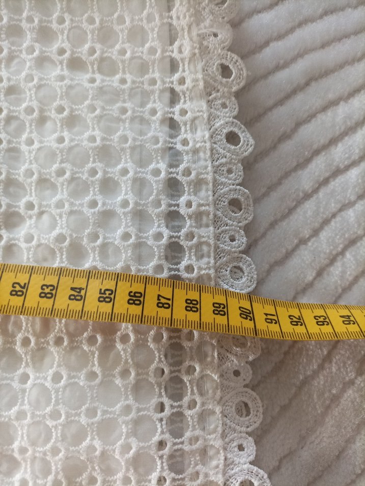 Dantel Detaylı Beyaz Midi Elbise - Görsel 3