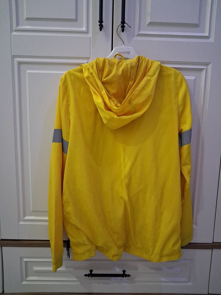 Erkek Çocuk Parlak Sarı Fermuarlı Yağmurluk - Görsel 2