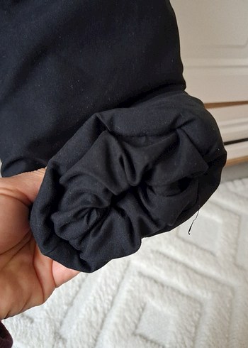 Kadın Siyah Kapüşonlu Fermuarlı Mont - Görsel 3