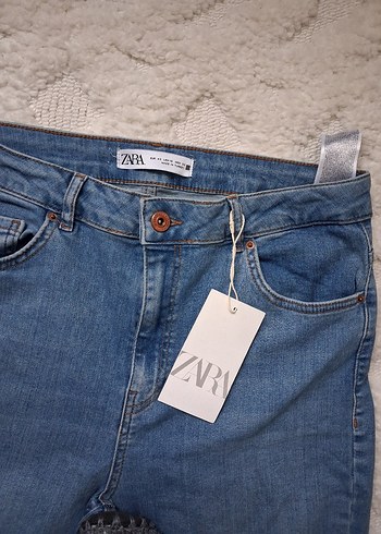 zara orjinal Düğmeli Bol Kesim Kadın Mavi Denim Jean - Görsel 2