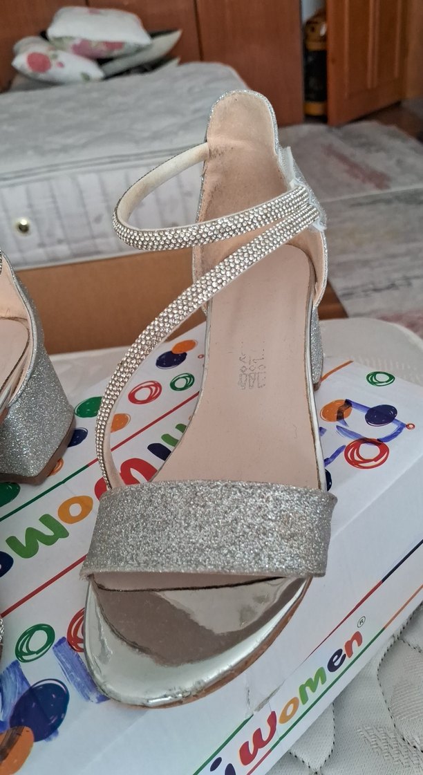 Gri Simli Blok Topuklu Kadın Abiye Ayakkabı - Görsel 3