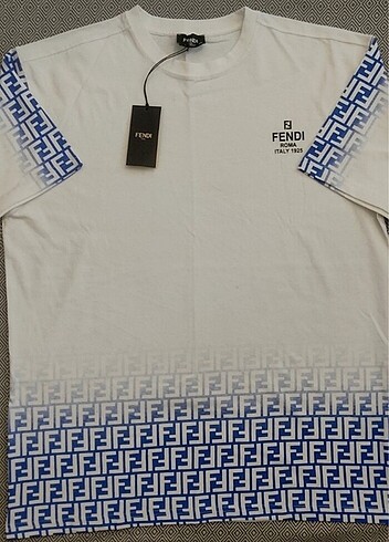 FENDİ T-shirt