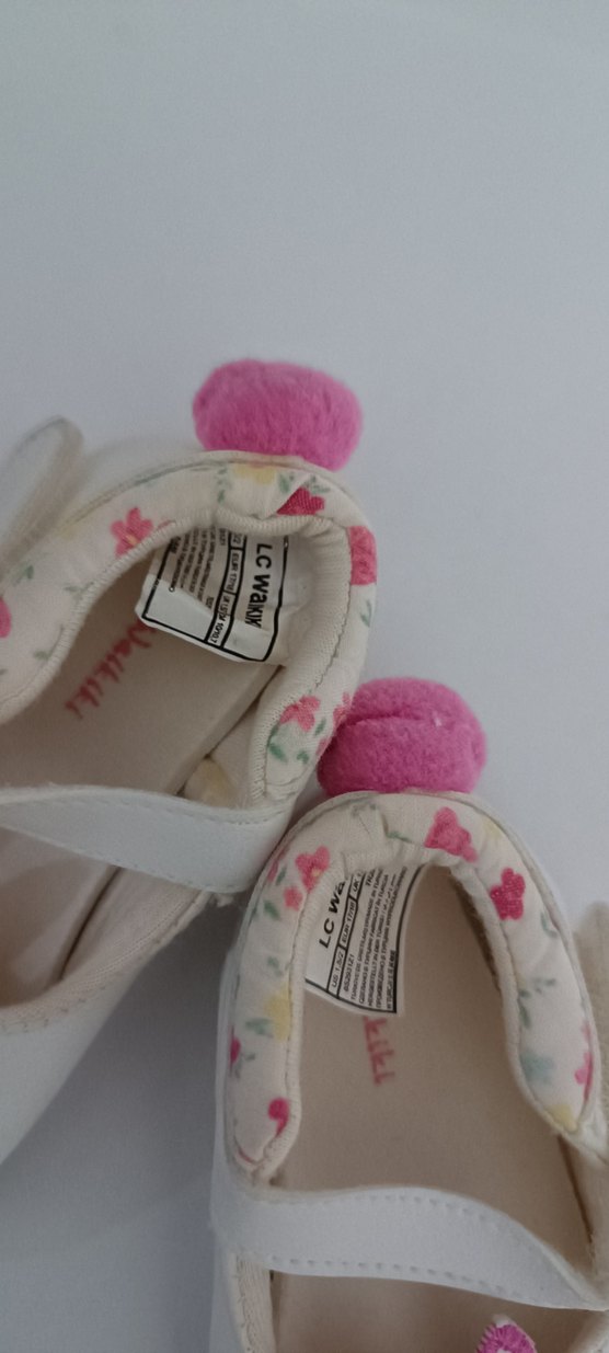 LCW Waikiki Kız Çocuk Beyaz Nakışlı Babet Ayakkabı - Görsel 2