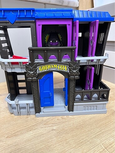 Ficher price gotham City - Görsel 8