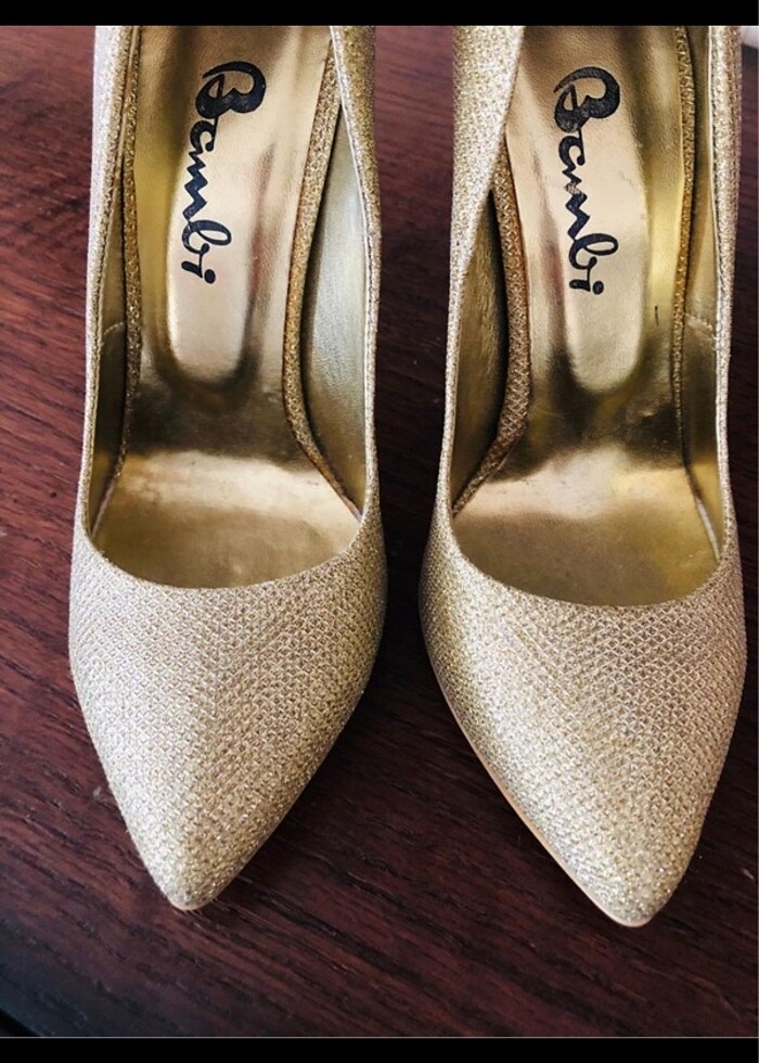 Bambi marka gold topuklu ayakkabı - Görsel 2