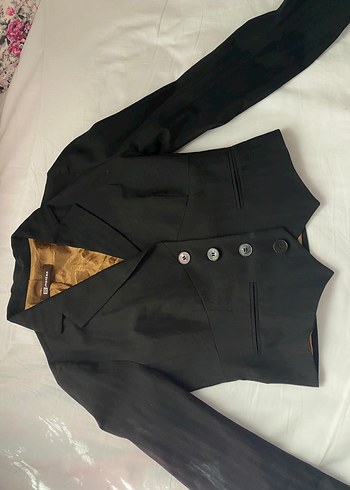Siyah Düğmeli Fitted Kadın Blazer