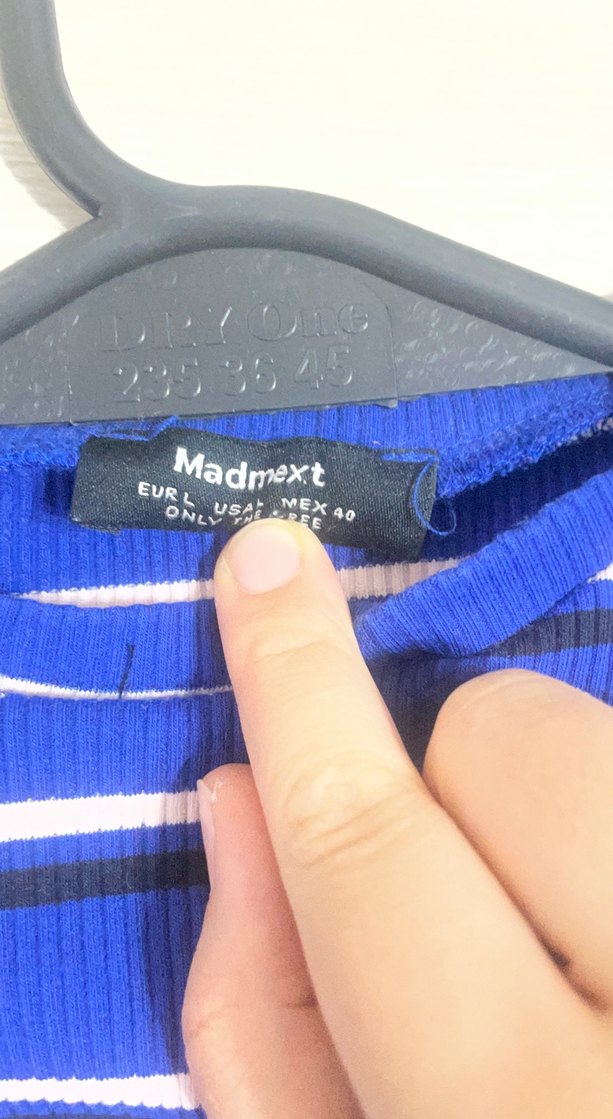 Mavi Çizgili büzgülü crop - Görsel 3