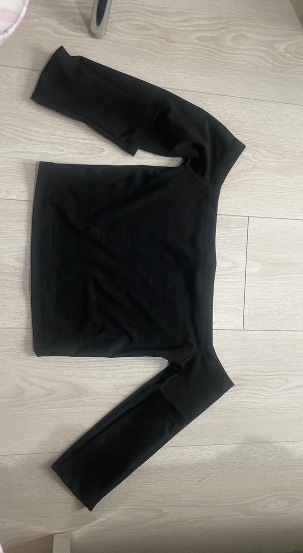 Siyah Straplez Uzun Kollu Crop Top - Görsel 2