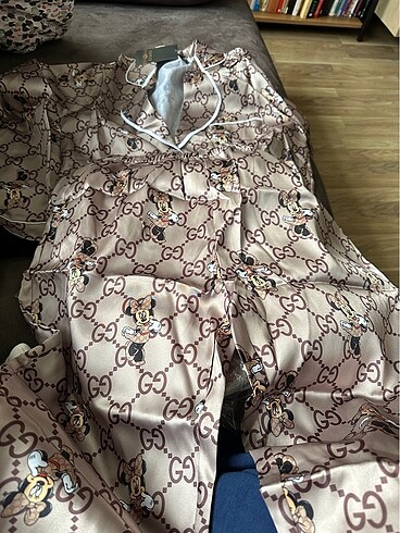 Gucci Minnie?li Saten Pijama Takım Uzun Kollu Uzun Altlı Large B