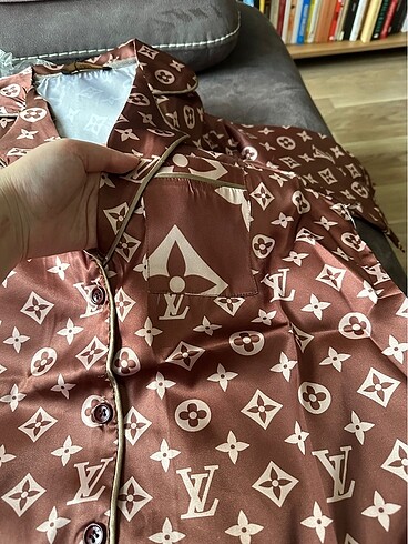 s Beden LV Saten Pijama Takım Small Kısa Kollu ve Şort