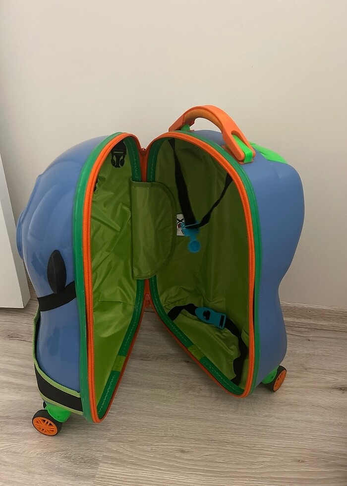 Tekerlekli çek çek bavul - Görsel 2