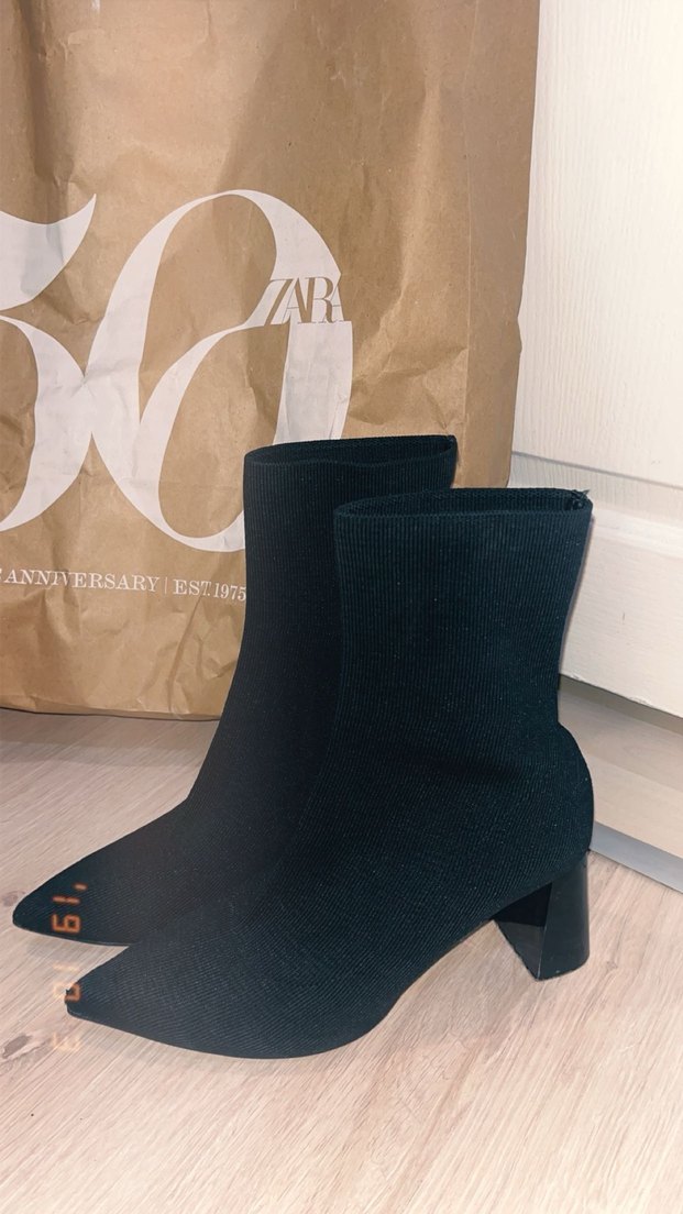 Zara siyah topuklu kumaş bot - Görsel 2