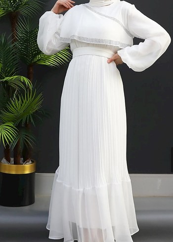 Beyaz Piliseli Uzun Tesettür Nikahlık - Görsel 3