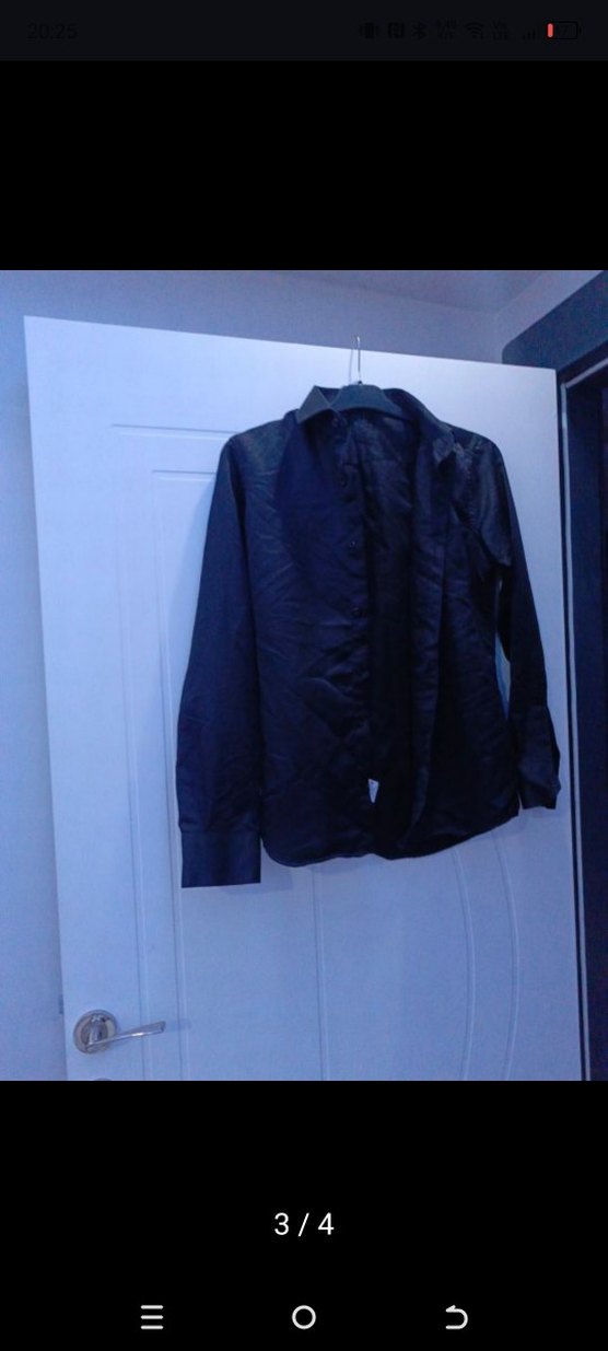 Siyah Düğmeli Erkek Gömlek - Görsel 2