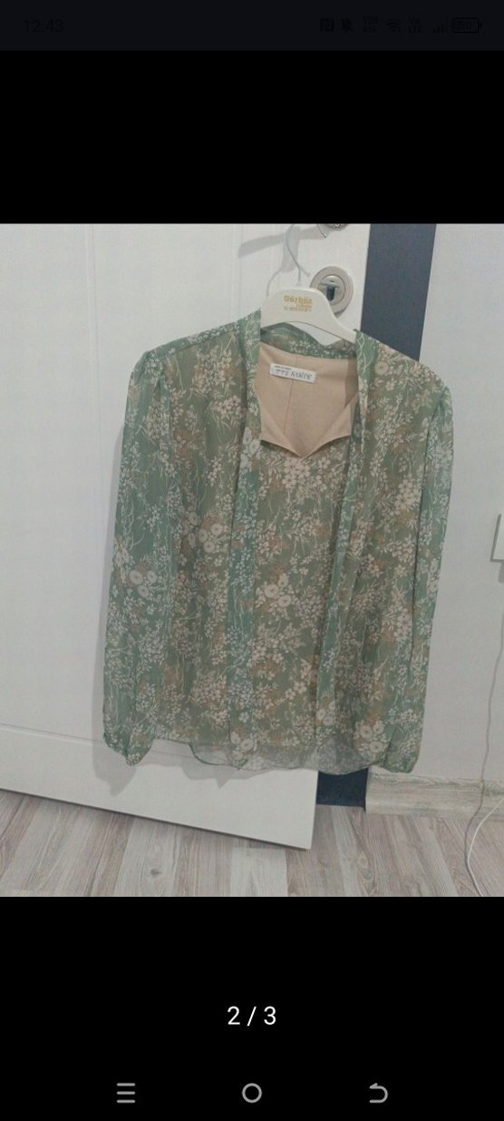 Bohem V Yaka Çiçekli Uzun Kollu Bluz - Görsel 2