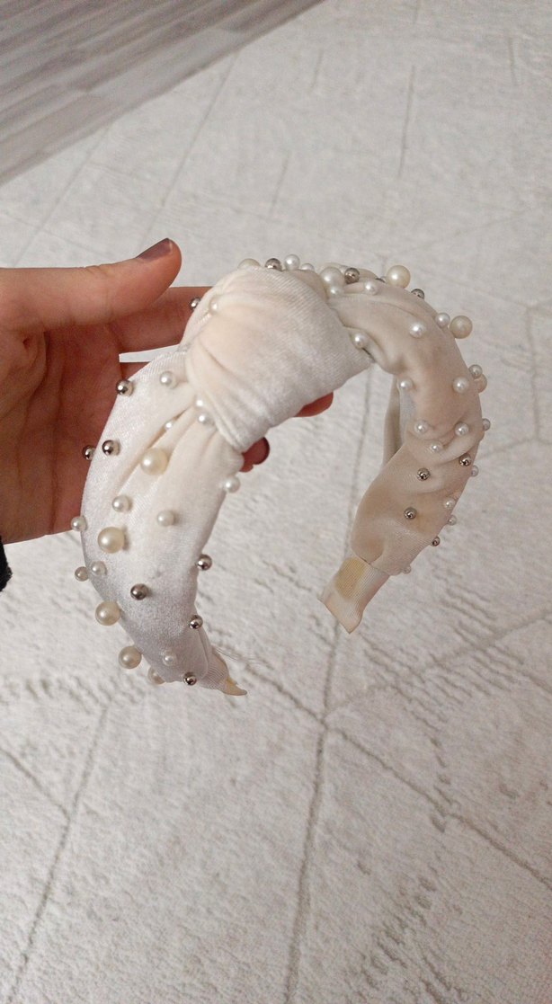 Boncuk Detaylı Beyaz Kadın Taç - Görsel 2