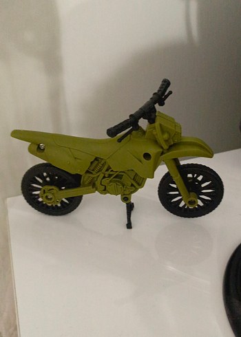 Renkli Haki Oyuncak Motosiklet