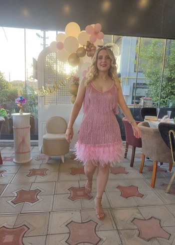 Püsküllü Straplez Mini Pembe Kokteyl Elbisesi - Görsel 4