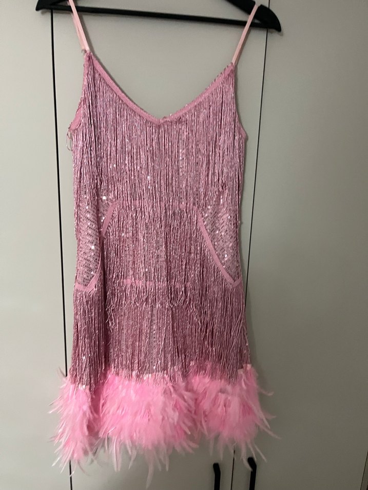 Püsküllü Straplez Mini Pembe Kokteyl Elbisesi - Görsel 5