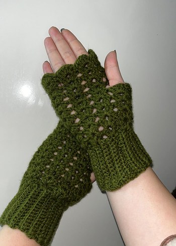 Örgü Koyu Yeşil Kadın Eldiven - Görsel 3