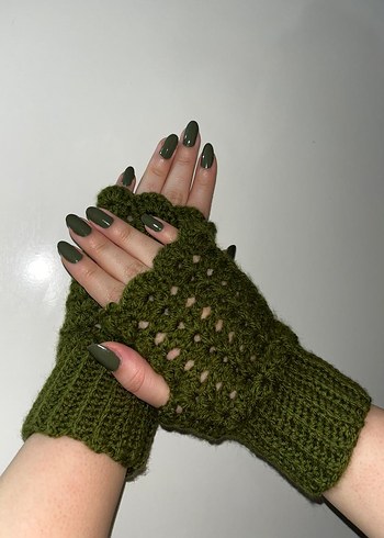Örgü Koyu Yeşil Kadın Eldiven - Görsel 2