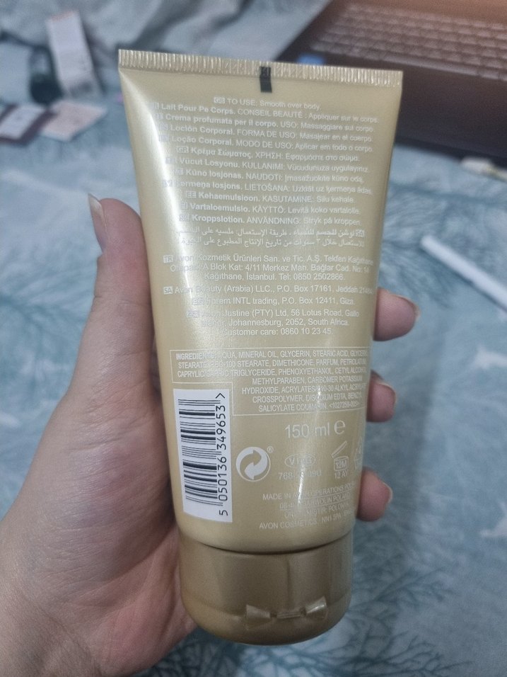 Avon Attraction Kadın Vücut Losyonu - Görsel 3