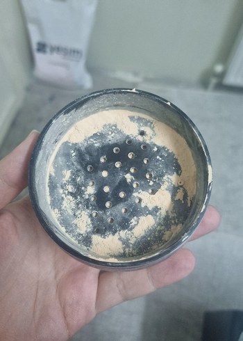 Wet n Wild Loose Banana Pudra - Görsel 5