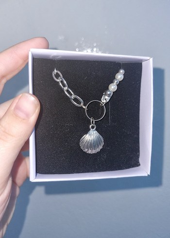 Gri Zincir Detaylı Mini Deniz Kabuğu Kolye - Görsel 2