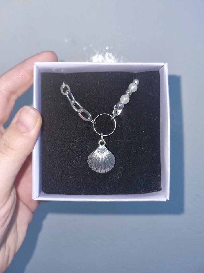 Gri Zincir Detaylı Mini Deniz Kabuğu Kolye - Görsel 3