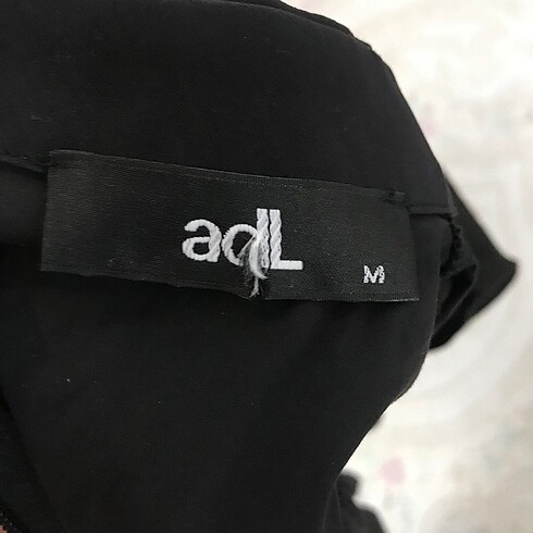 m Beden siyah Renk Adil ışık siyah kadın gömleği M beden..