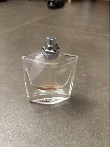 Lancome la vie est belle şişesi