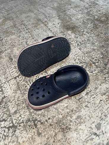 20 Beden lacivert Renk Crocs terlik