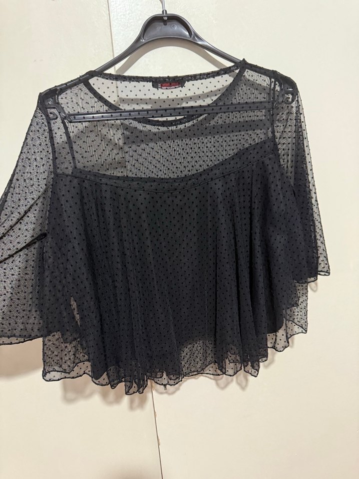 Siyah Mini volanlı Tül detaylı transparan abiye  Bluz - Görsel 4
