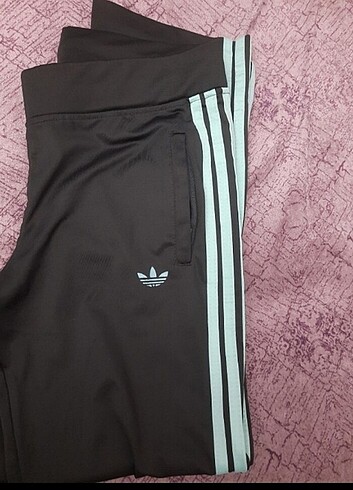 Adidas Eşofman takımı 