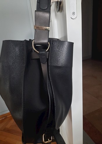 Siyah Deri Tokalı Kadın Çantası - Görsel 3