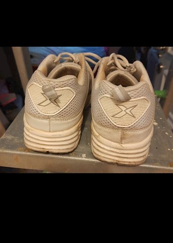 Beyaz Bağcıklı Kadın Spor Ayakkabı - Görsel 3