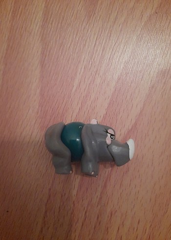 Gri Gergedan Figür Oyuncak