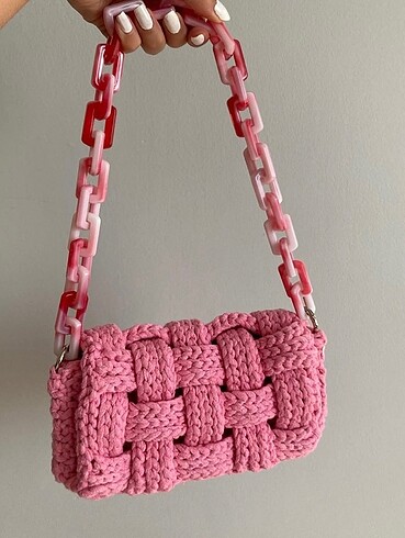 Pembe Çanta