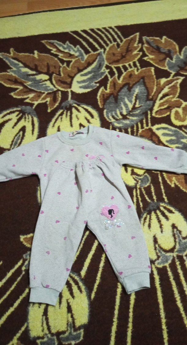 Gri Nakışlı Triko Bebek Kız Takımı - Görsel 2