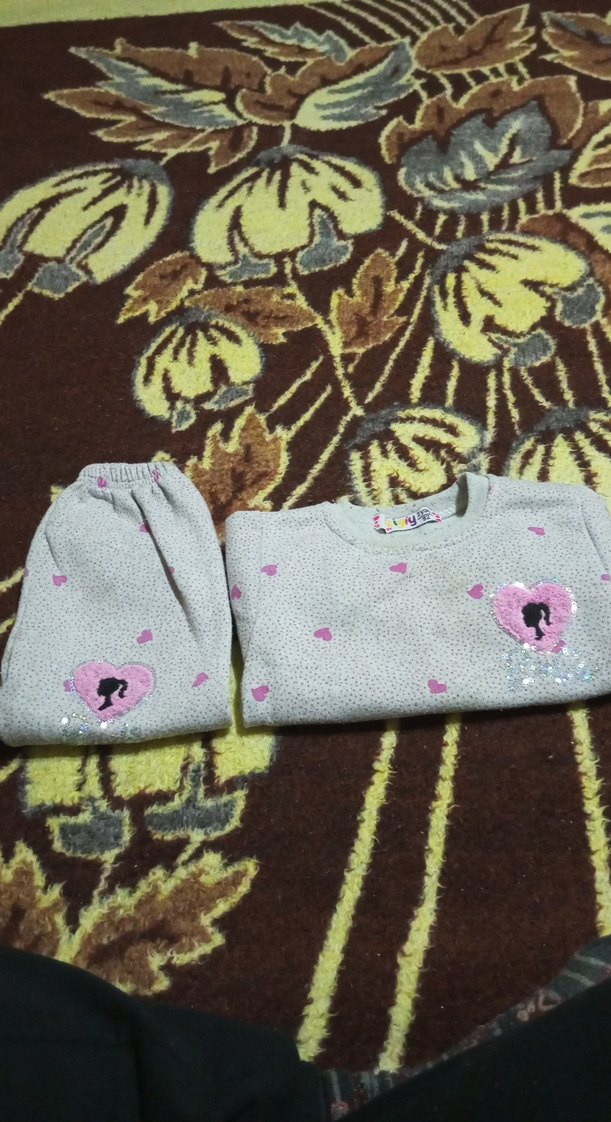 Gri Nakışlı Triko Bebek Kız Takımı - Görsel 4